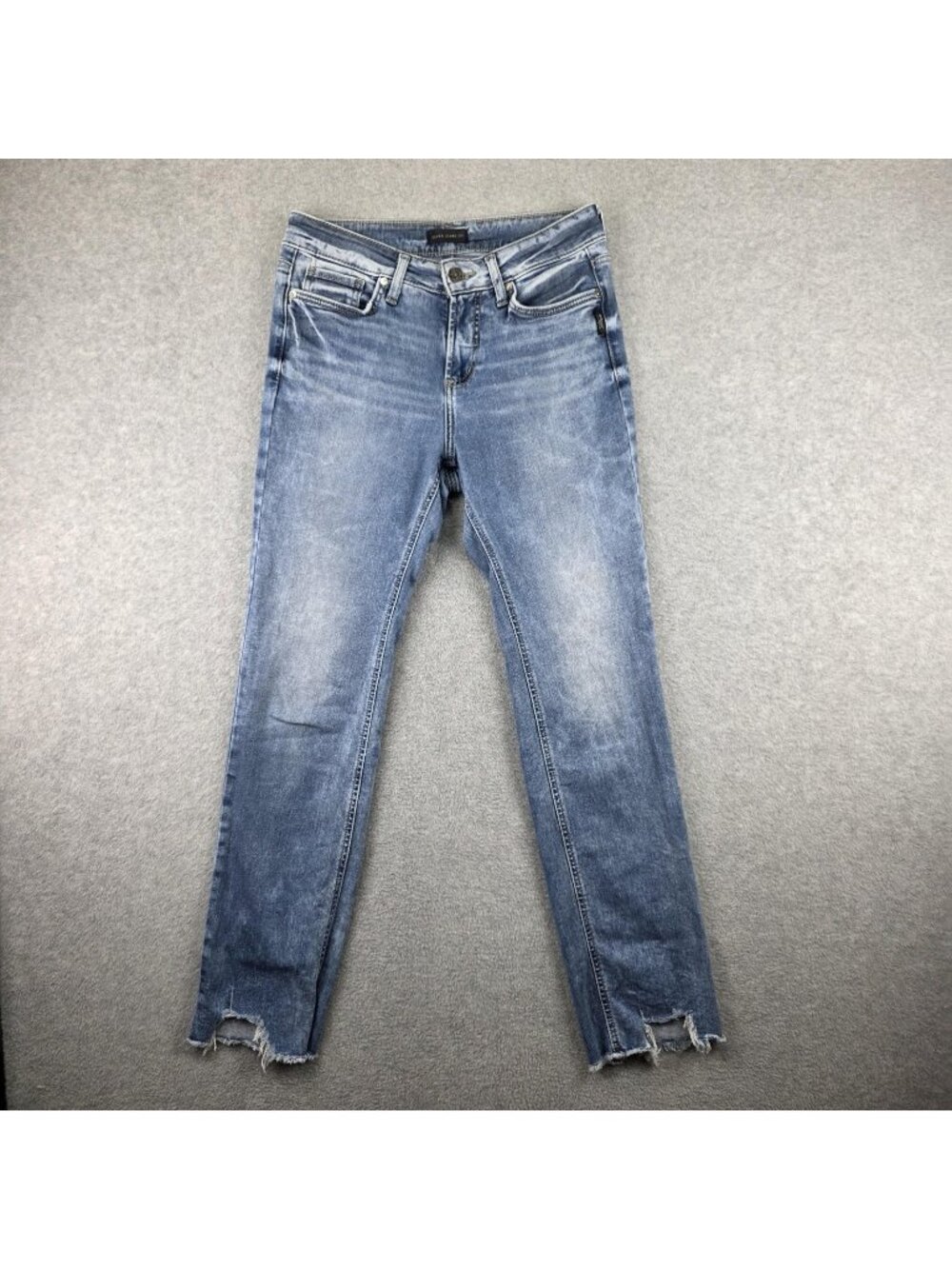 Silver Suki Straight Jeans Womens 29 Light Wash Slim Stretch Raw Hem Distressed